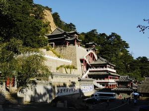 千山天气预报10天查询，末来十天天气